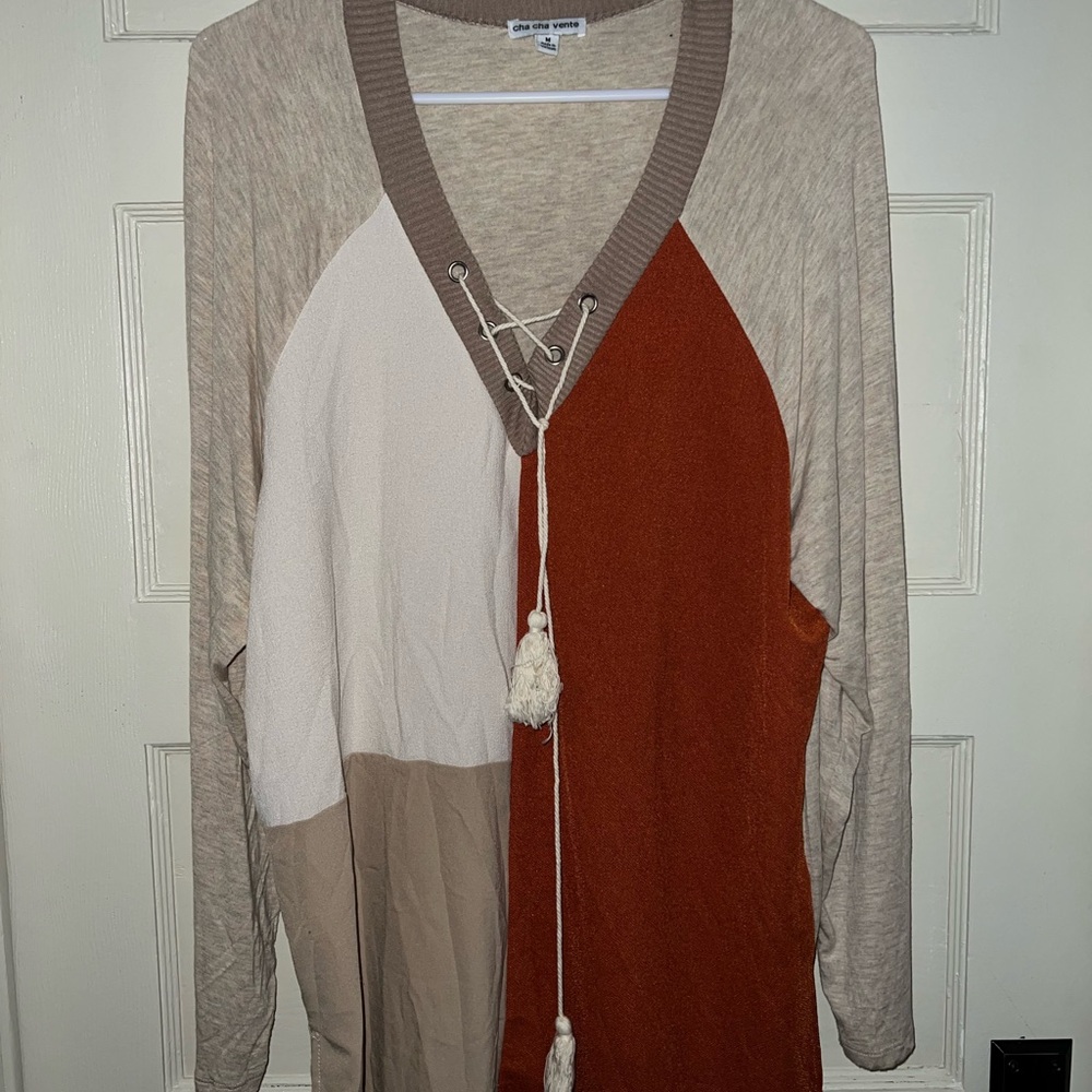 Colorblock Lace-Up Tassel Pullover Sweater